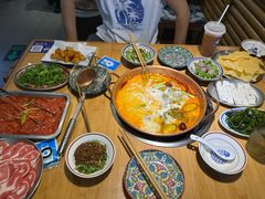 -洱火云南酸菜牛肉火锅(石景山当代商城店)