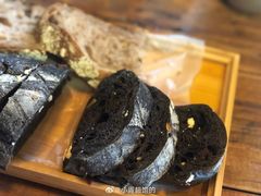 -仙峰天然面包(迎宾路店)