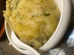 -云海肴·汽锅鸡·云南菜(天山百盛优客店)