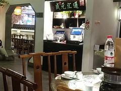 大堂-卢大鲜鱼头捞饭(美利广场店)