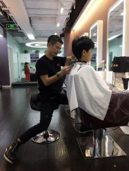 点击看大图 -发朵Hair 烫染沙龙