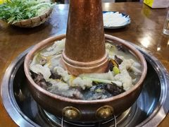 -岳记兴隆·青城腊排铜火锅(融创店)