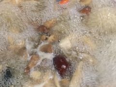 -东巴谷野生菌火锅餐厅
