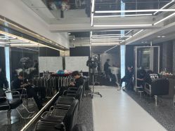 -厘里·salon