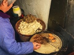 -仓桥直街臭豆腐