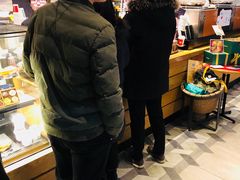 -星巴克臻选(郑州国贸360广场店)