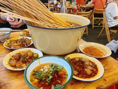 -拈签一笑黄牛肉辣卤串串