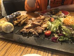 -I HOLIC艾豪丽披萨(KKone店)