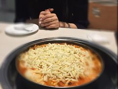 -三清洞摩西韩式年糕火锅(威高广场店)