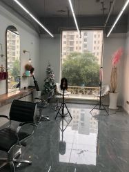 -茶发Salon·烫发染发理发