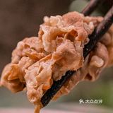 他们家独创白汤羊蝎子太绝了吧！敲好吃😋