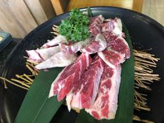 -草家酱蟹炭火烤肉店(珲春南路一店)