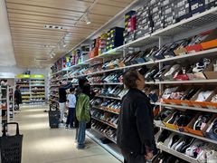 -BIGOFFS 超级折扣(仁恒伊势丹店)