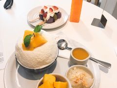 芒果雪冰-Cheevit Cheeva(Sirimangkalajarn)