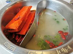 -憨铁匠老火锅(龙岗万科里店)