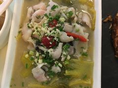 -新大咀港式茶餐厅(宝山万达店)