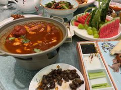 -德彪酒馆围炉串串