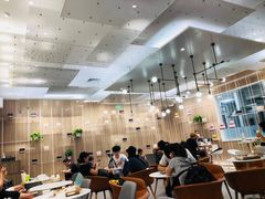 大堂-奈雪的茶(市百一店)