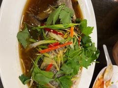 -J Daeng Seafood