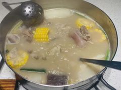 -肥仔文澳门猪骨煲(南京西路店)