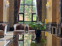 -万信至格酒店(成都欢乐谷金府地铁站店)