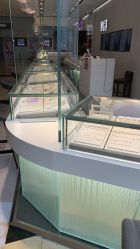 -潮宏基珠宝旗舰店(苏宁广场店)