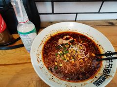 酸辣粉-节节香.成都非遗肥肠粉(总店)