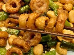 -闯关东东北农家菜(崂山石老人店)