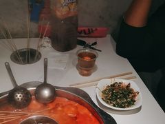 -佰人王串串香火锅(洋珠巷店)