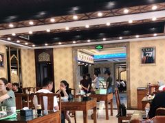 大堂-民族饭荘(新华大街店)