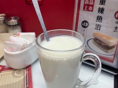 热鲜奶-華人 華星冰室(氹仔 店)
