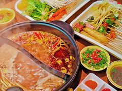 -签多多串串香火锅