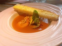 冬阴功海鲜汤-蜜桃花开·中西融合菜E&W(南长街店)