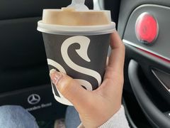 -白鹅咖啡(金城花园店)