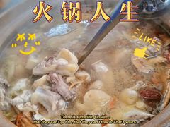连州果园鸡-威邵鸡煲(西华路总店)