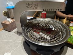 -草家酱蟹炭火烤肉店(珲春南路一店)