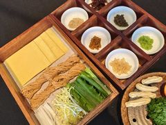 -鲁采LU STYLE(新天地店)