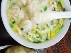 小馄饨-黄阿姨锅贴大王(万航渡路店)