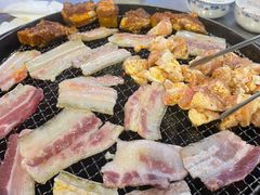 -彝人部落火盆烧烤(原内环足球场店)