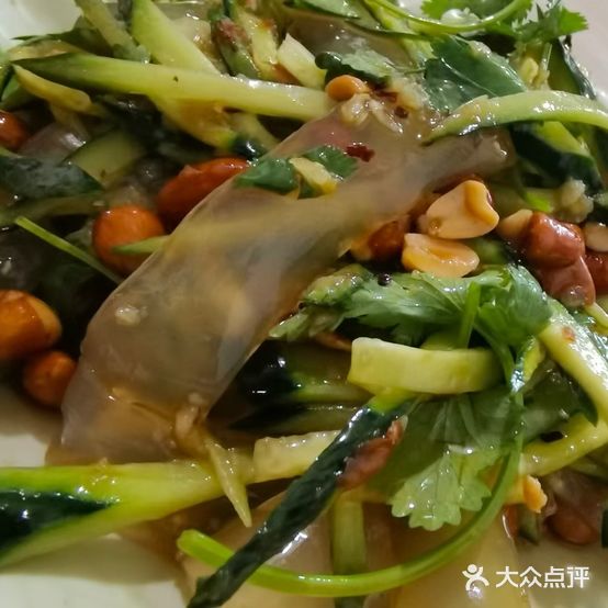 东美菜馆(中南现代城一期店)