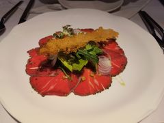 安格斯牛肉刺身佐酸梅冻-王品牛排(珠海富华里店)