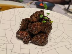 沪市牛肉粒-屋里厢上海菜馆