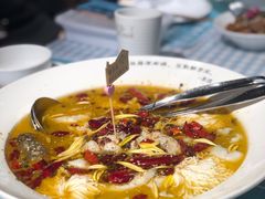 老坛豆花酸菜鱼-胡桃里音乐酒馆(罗湖HALO广场店)