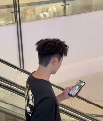 -尤司男士国潮理发馆