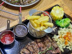 -麓椿花园西餐厅(海乐世界店)