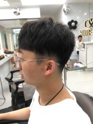 -尤司男士国潮理发馆
