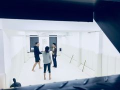 -菠萝格斗巴西柔术训练馆