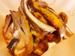 馕坑果木烤羊排-巴扎美食·新疆菜·西域歌舞表演餐厅(新疆大厦店)