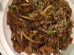 干炒牛河-海富门·带鱼·淮扬菜·粤菜(甘家口店)