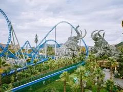 -七彩云南欢乐世界